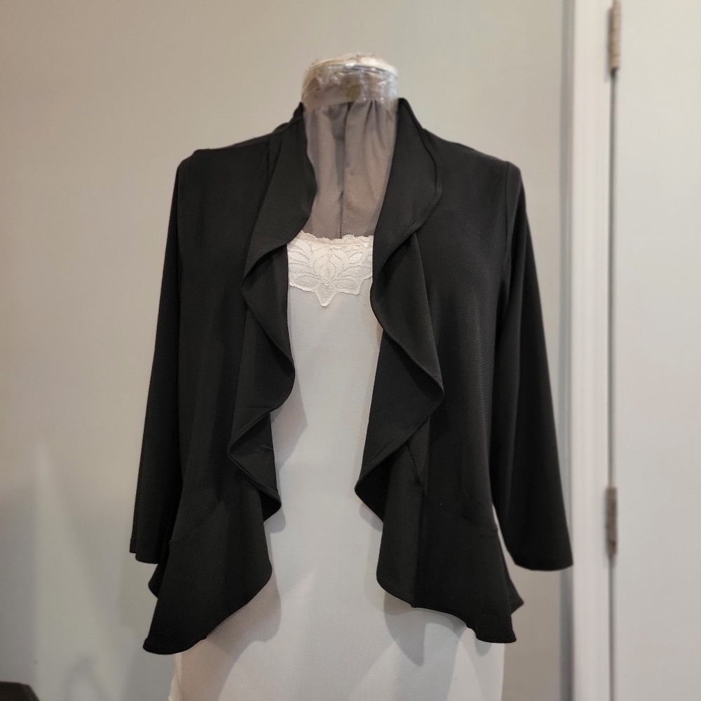 NWT 2X Blk Ruffly Bolero Jacket